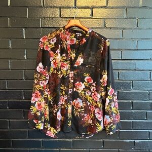 Kut from the Kloth Black Floral Pattern button down shirt